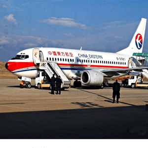 十堰武当山空运公司航空快运业稳步发展的原因是什么？